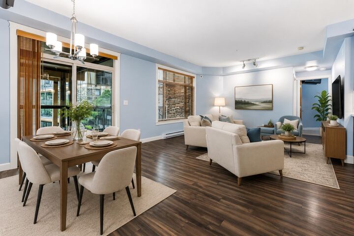 Property Photo: 32445 Simon Avenue 201 BC V2T 0G7
