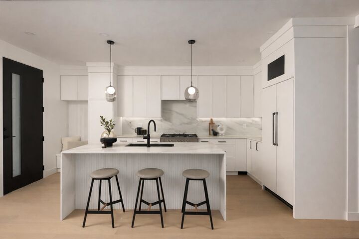 Property Photo: 421 W 23rd Avenue 1 BC V5Y 2H5