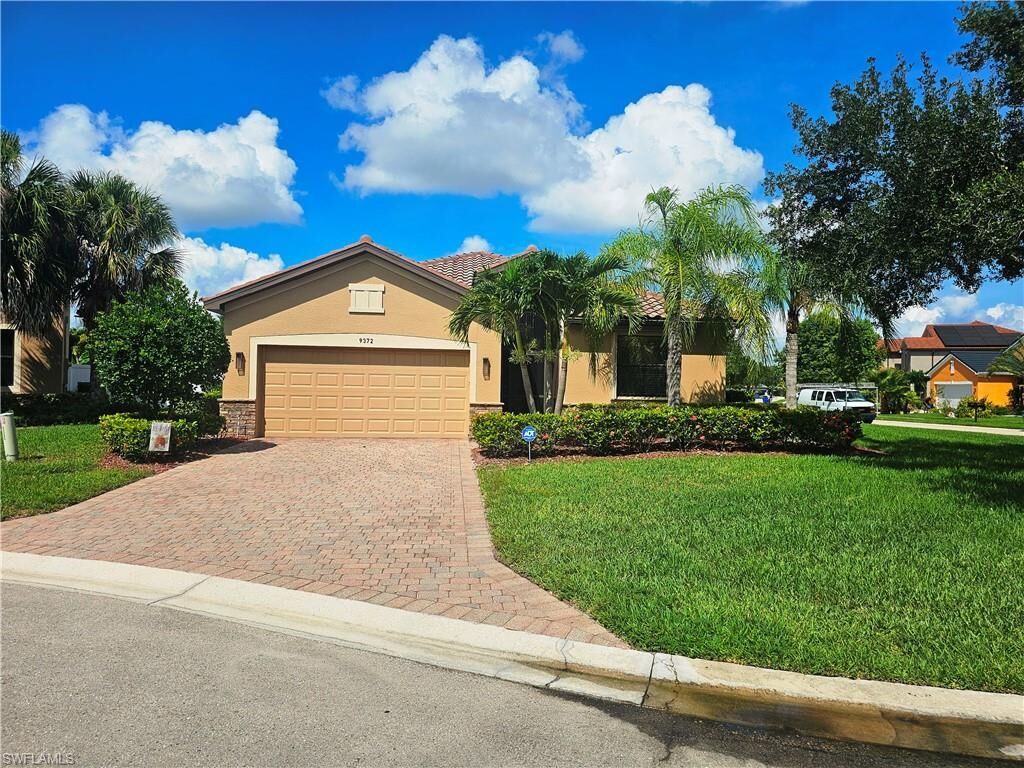 Property Photo: 9372 Via Murano Ct FL 33905