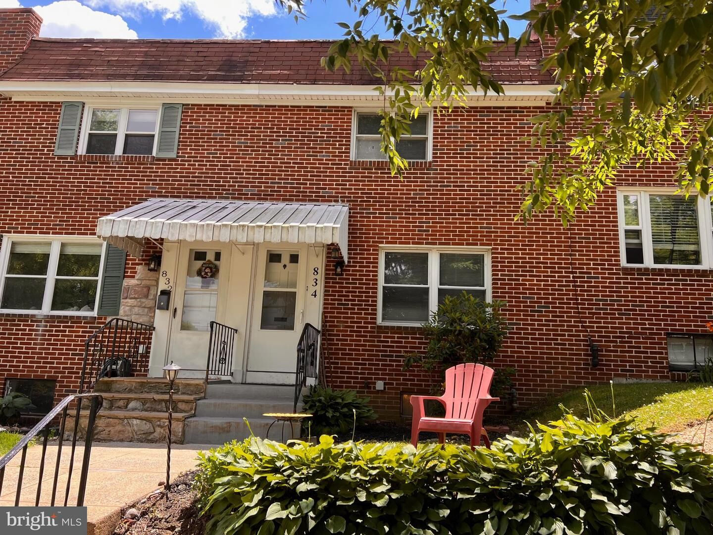 Property Photo:  834 Wabank Street  PA 17603 