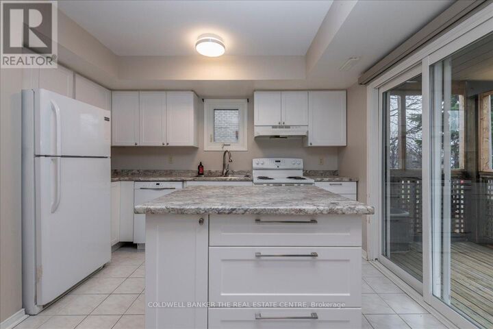 Property Photo: 119 D'Ambrosio Drive 9 ON L4N 7N7