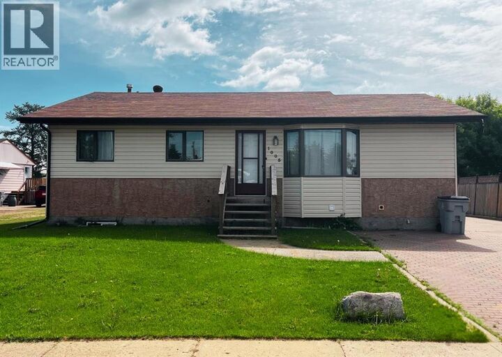 Property Photo:  1005 15 Street  AB T9W 1E4 