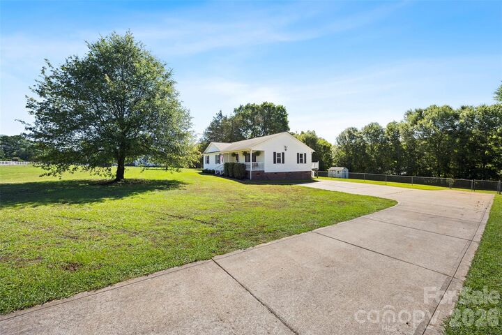 Property Photo:  2600 Filbert Highway  SC 29710 