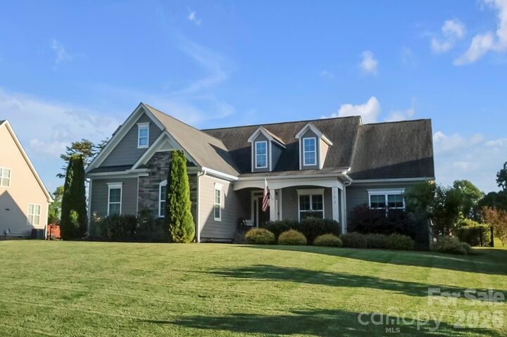 Property Photo:  142 Augusta Lane  NC 28150 