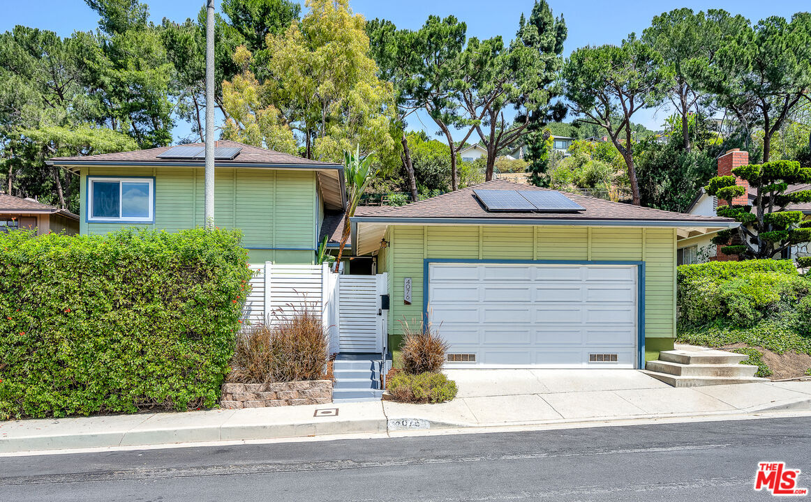 Property Photo:  4076 Tropico Way  CA 90065 