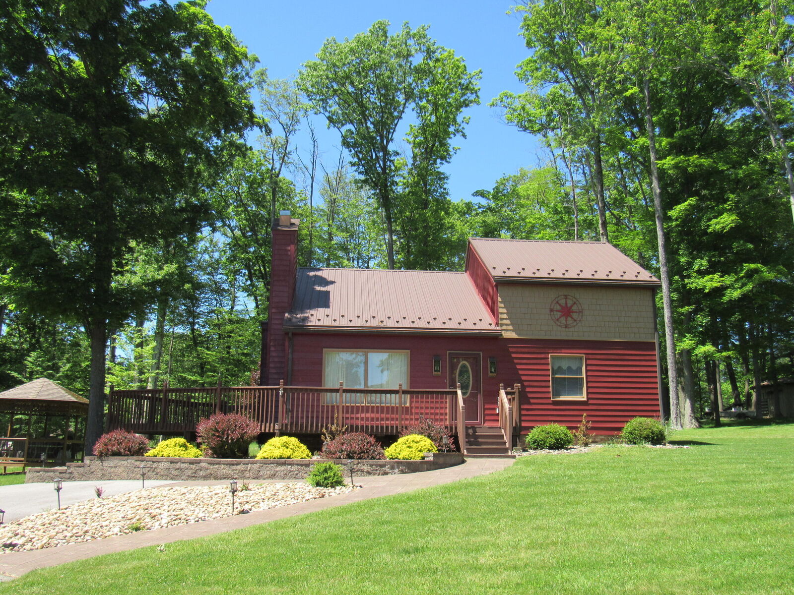 Property Photo:  2389 Bay Rd  PA 15801 