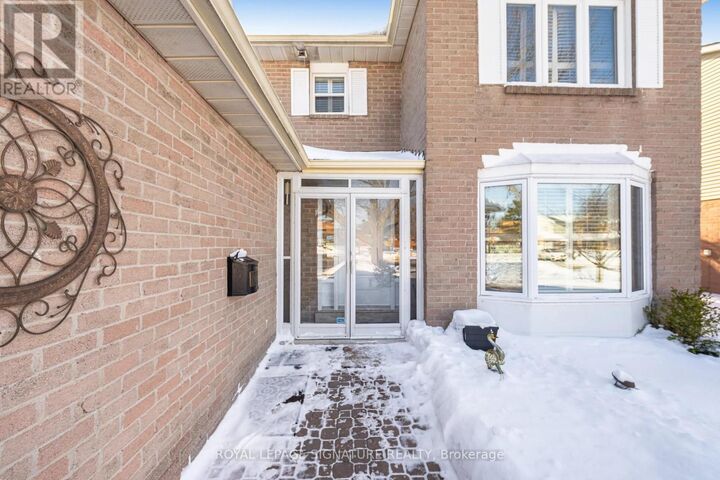 Property Photo:  6326 Millers Grove Upper  ON L5N 3H7 