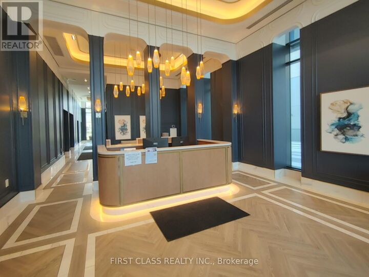 Property Photo: 120 Eagle Rock Way 608 ON L6A 5C2