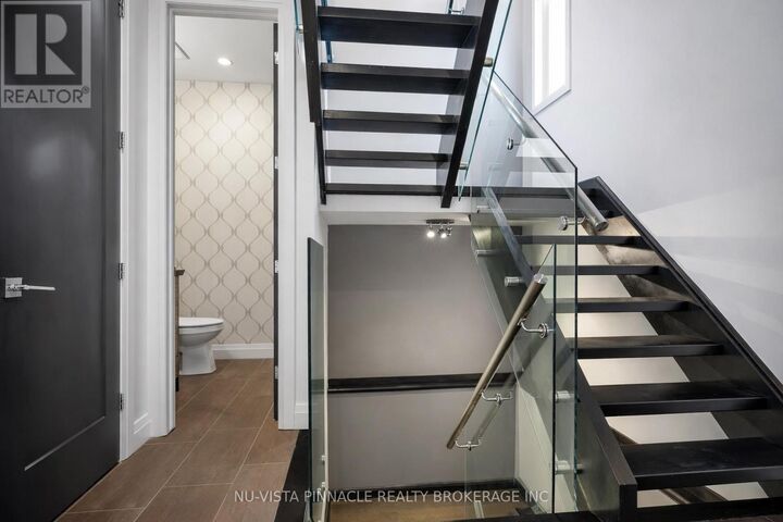 Property Photo:  433 Hyde Park Road 16  ON N6H 3R9 