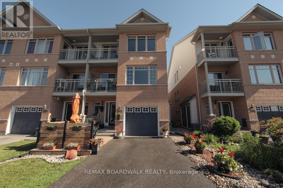 Property Photo:  382 Citiplace Drive  ON K2E 0A7 