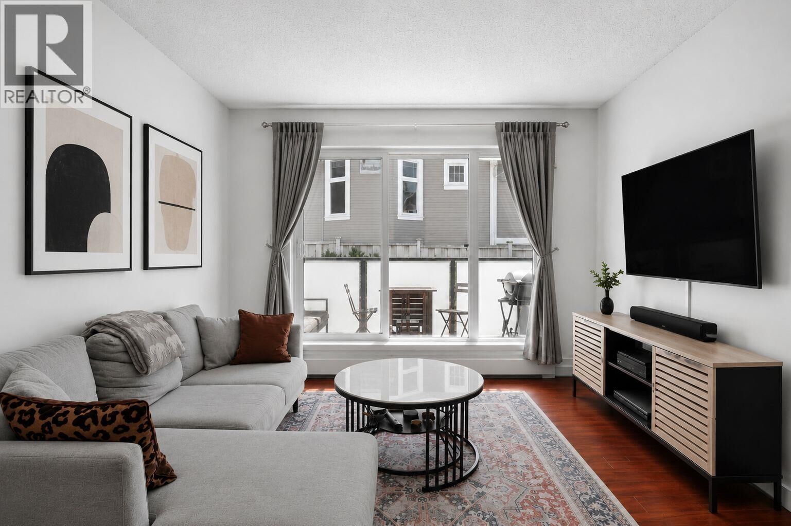 Property Photo: 2328 Oxford Street 202 BC V5L 1G3