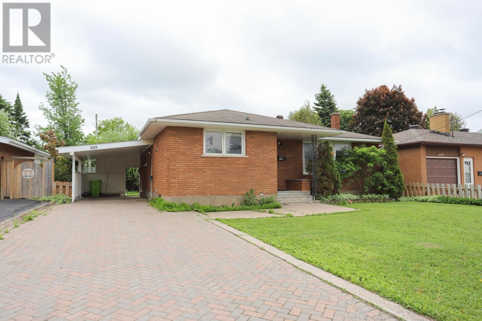 Property Photo:  489 McNabb St  ON P6B 1Z2 