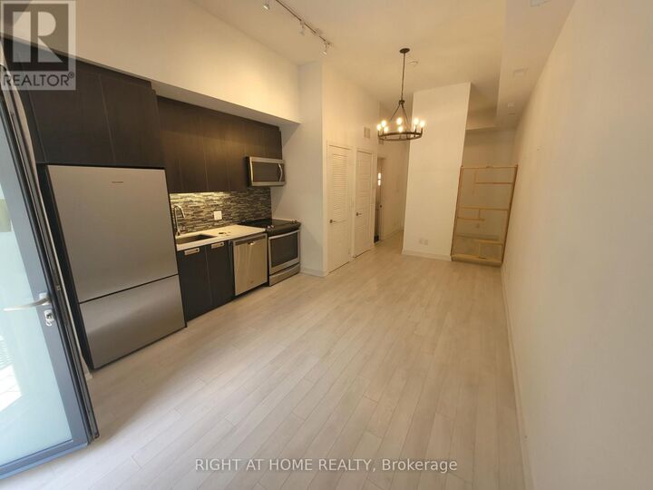 Property Photo:  247 Broward Way 31  ON L9S 0M1 