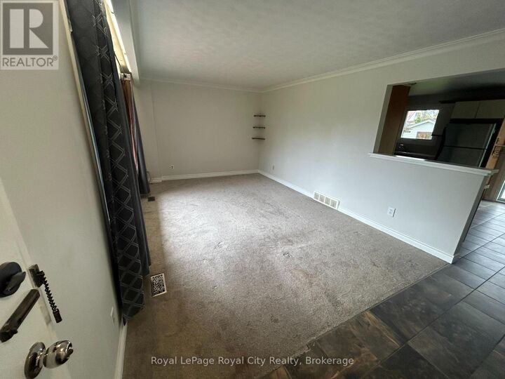 Property Photo:  6 Montgomery Street Main Floor  ON N1E 1P9 