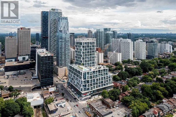Property Photo:  8 Hillsdale Avenue 1037  ON M4S 0B2 