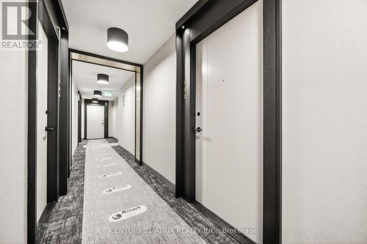 Property Photo:  858 Dupont Street 532  ON M6G 0C1 