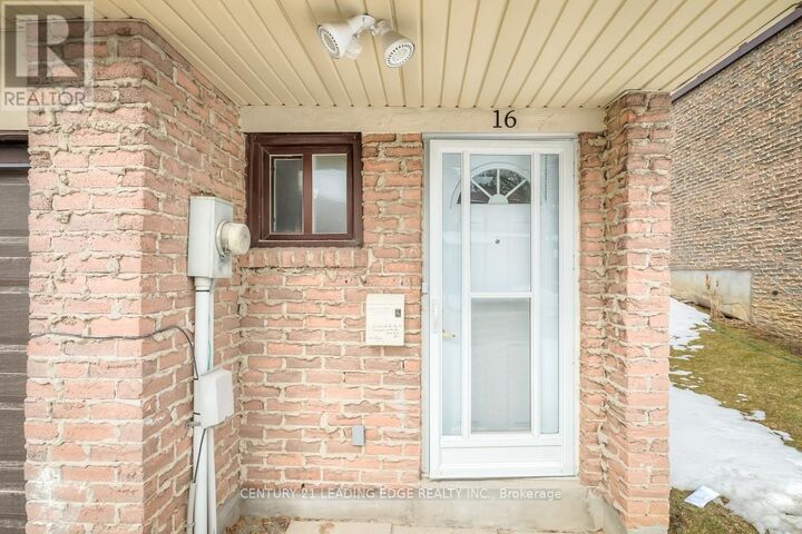 Property Photo: 1975 Memory Lane 16 ON L1V 2T9