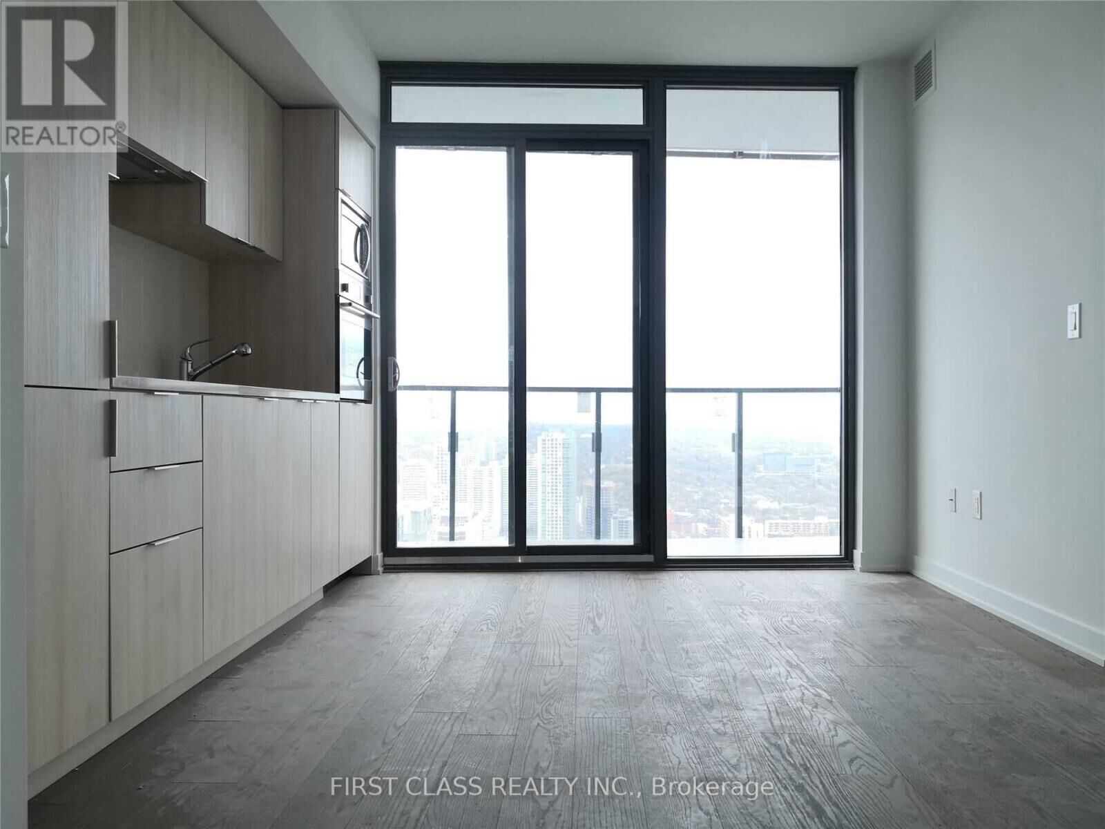Property Photo:  11 Wellesley Street West 4613  ON M4Y 1E8 