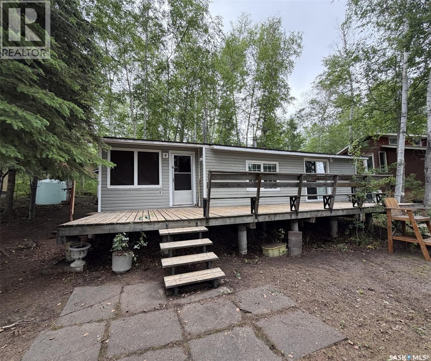 Property Photo: 1505 Willow Street SK S0J 1L0