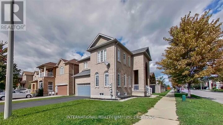 Property Photo: 2 Dolce Crescent ON L4H 3C7
