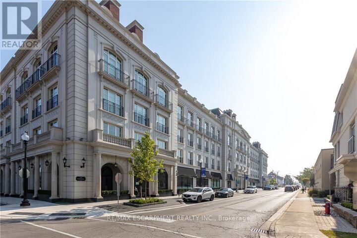 Property Photo:  300 Randall Street Ph1  ON L6J 0G2 