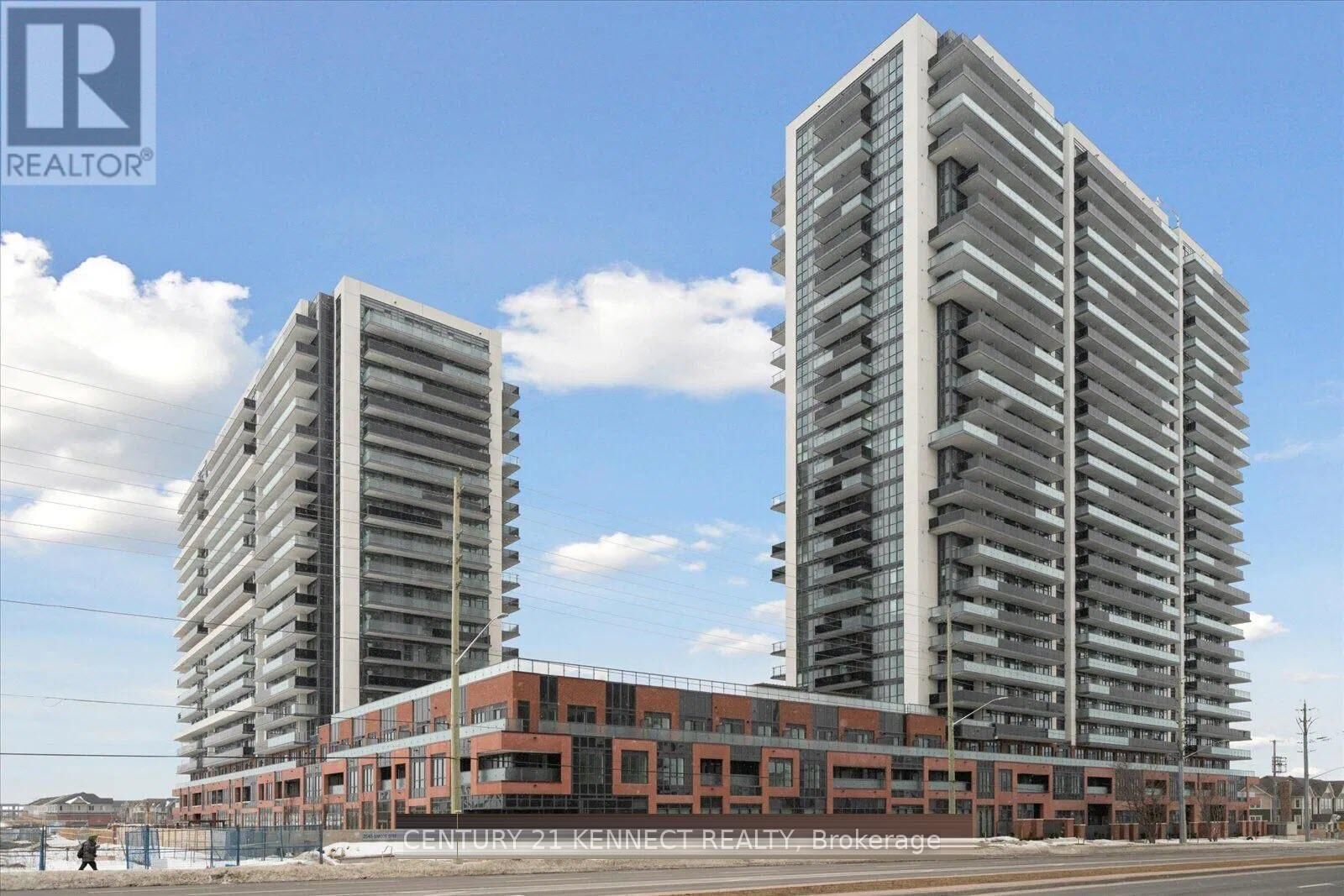 Property Photo: 2545 Simcoe Street North 339 ON L1L 0W3