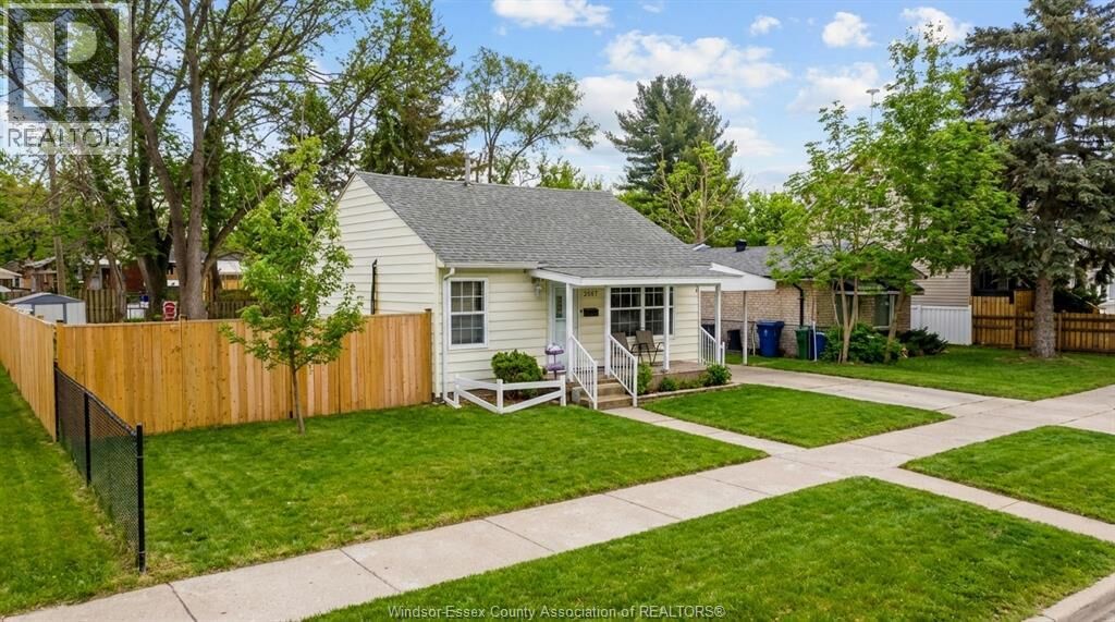 Property Photo:  3567 King Street  ON N9C 1P4 