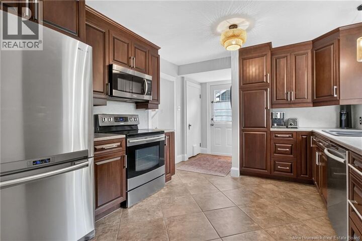Property Photo:  16 Norwood Avenue  NB E1C 6L7 