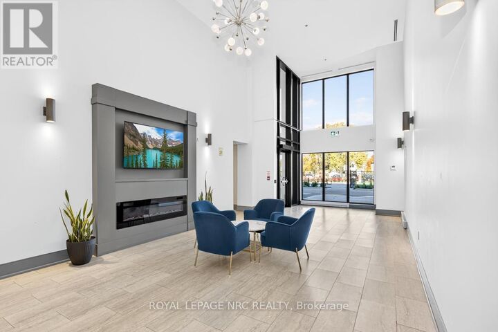 Property Photo:  50 Herrick Avenue Up20  ON L2P 2T9 