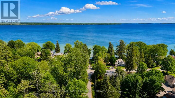 Property Photo:  3319 Knight Avenue  ON L3V 6H3 