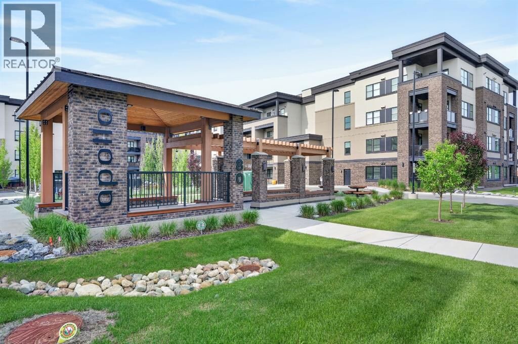 Property Photo: 80 Greenbriar Place Northwest AB T3B 6J4