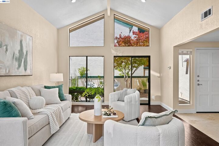 Property Photo: 701 Ironwood Rd CA 94502