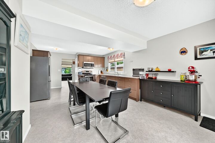 Property Photo:  10210 154 Street NW  AB T5P 2H4 