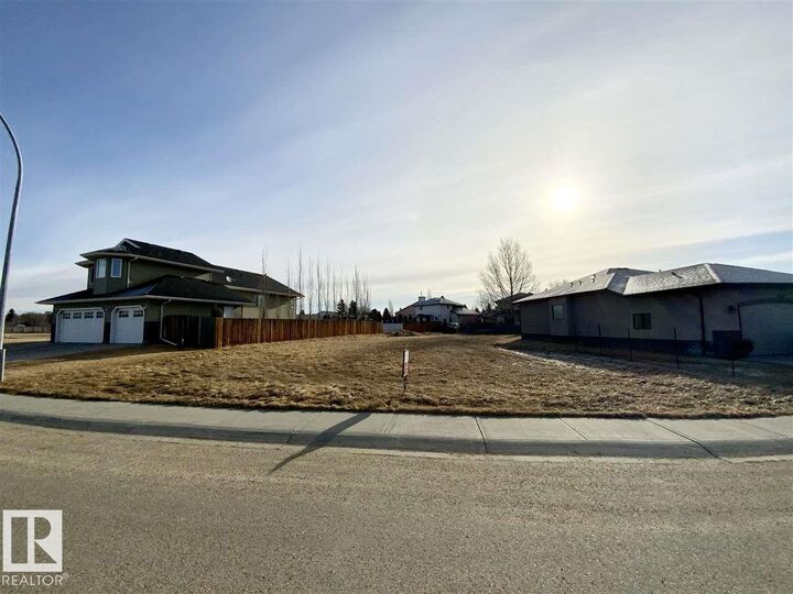 Property Photo:  136 Northbend Drive  AB T9A 3N6 