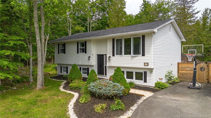 13 Cliff Street — photo 1