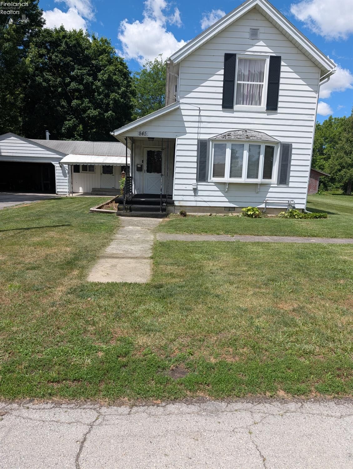 Property Photo:  845 Spruce Street  OH 44830 