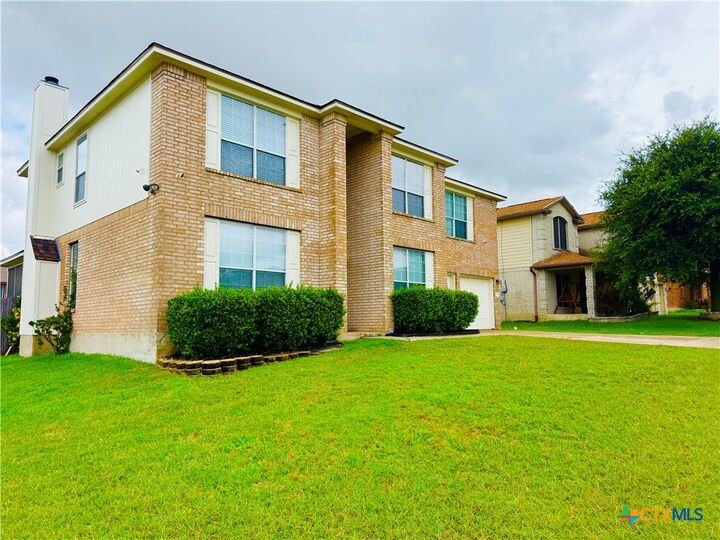 Property Photo: 214 Memory Lane TX 76548