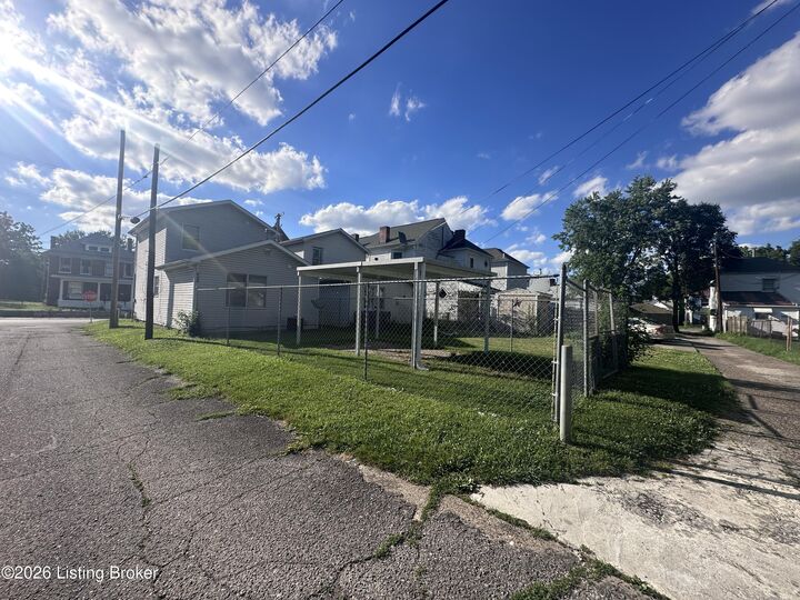 Property Photo:  449 N 26th St  KY 40212 
