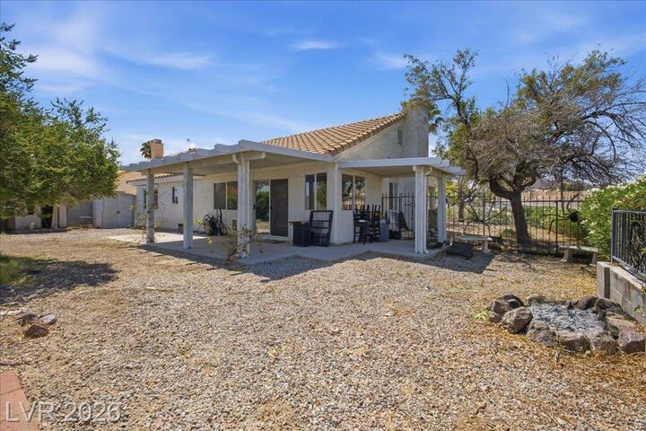 Property Photo: 101 Aruba Isle Drive NV 89002