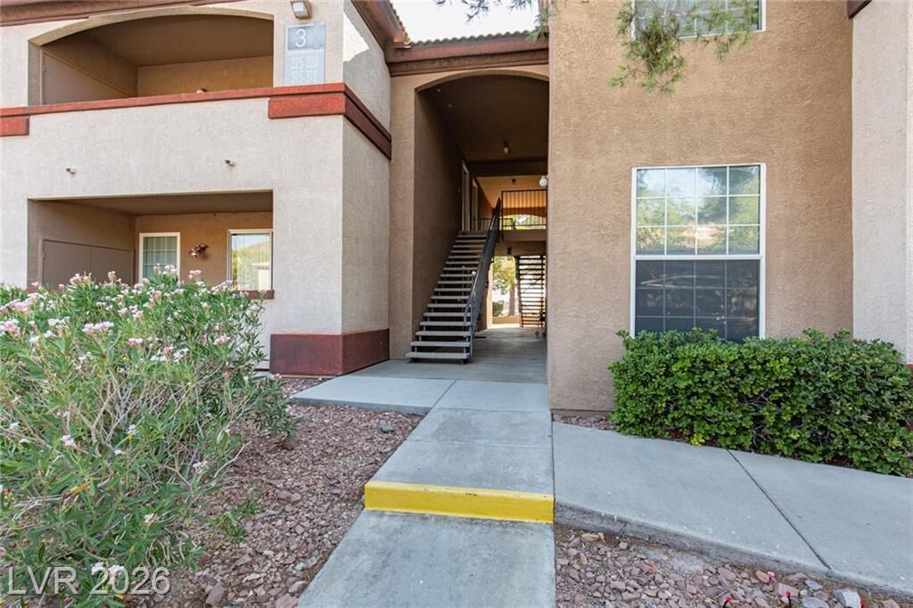 Property Photo: 231 West Horizon Ridge Parkway 328 NV 89012