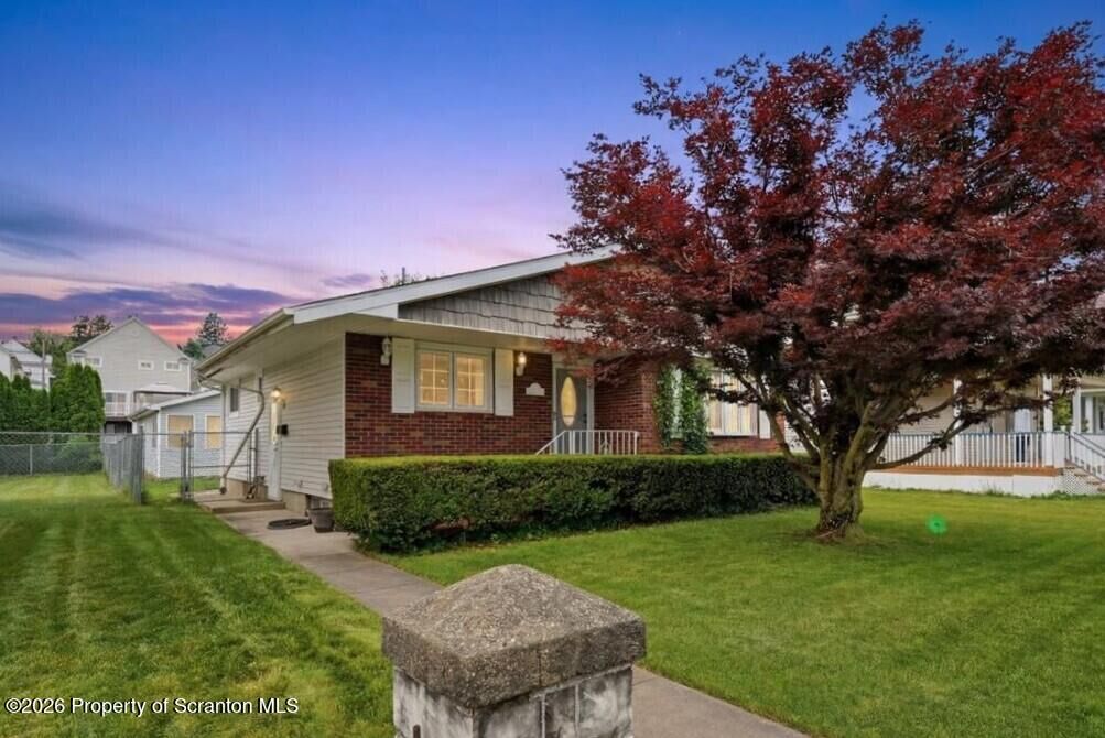 Property Photo:  1723 Dorothy Street  PA 18504 