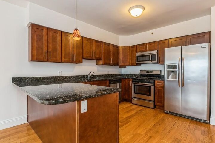 Property Photo:  125 43rd St 204  NJ 07087 