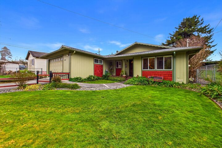 Property Photo: 3923 D Street CA 95503