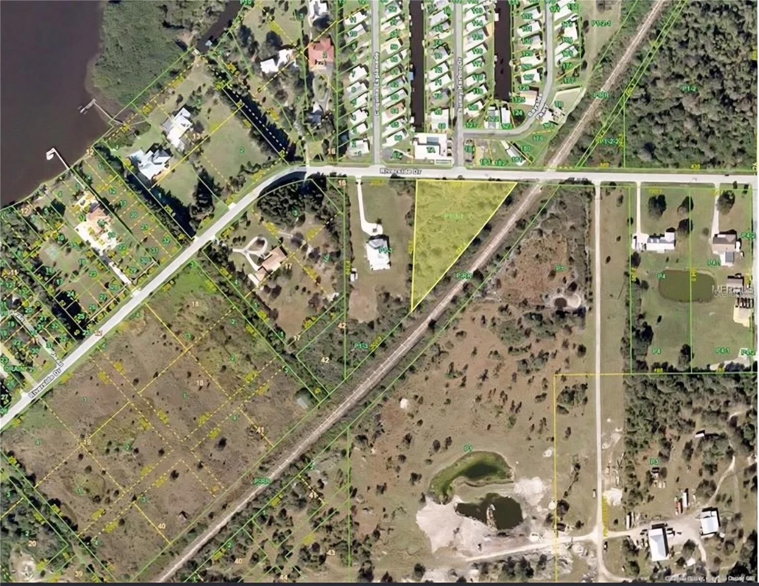 Property Photo:  6721 Riverside Drive  FL 33982 