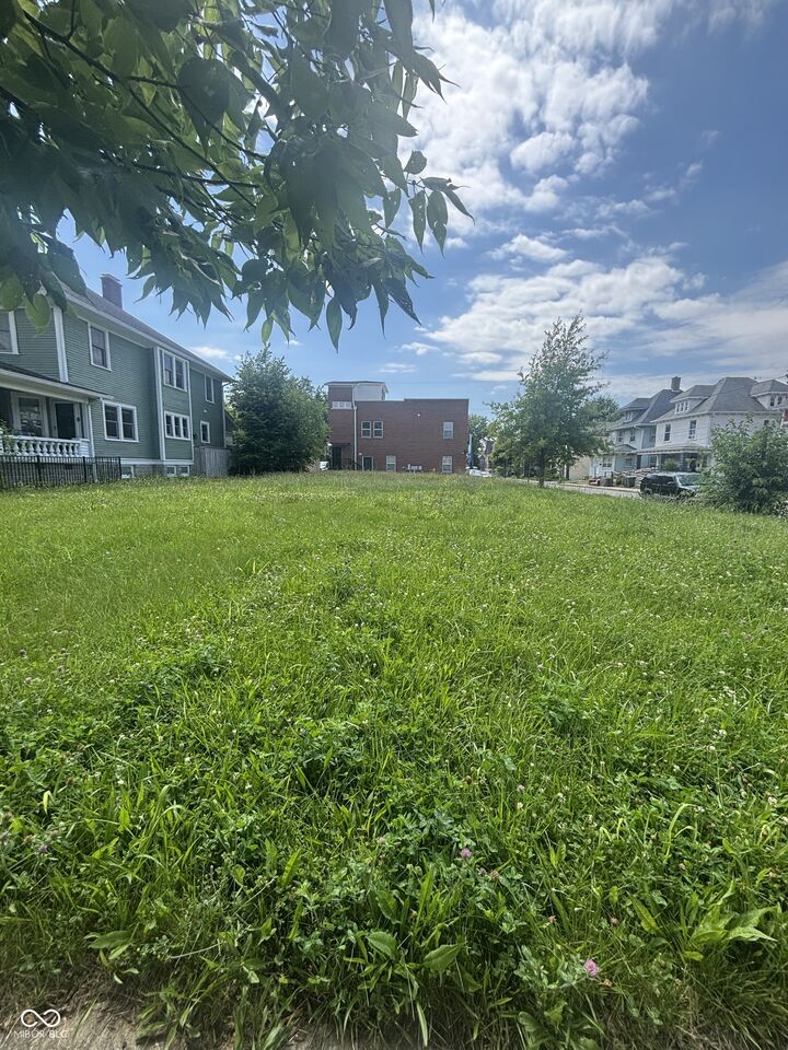 Property Photo: 2366 N College Avenue IN 46205