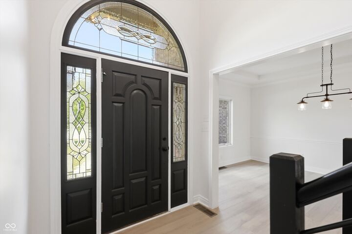 Property Photo: 3256 Waterside Court IN 46143