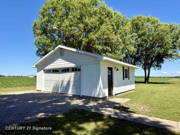 Property Photo:  101 E Laporte Road  MI 48637 