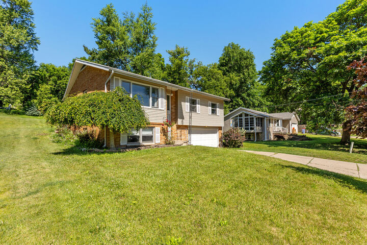 Property Photo:  1133 Dick Avenue NW  MI 49504 