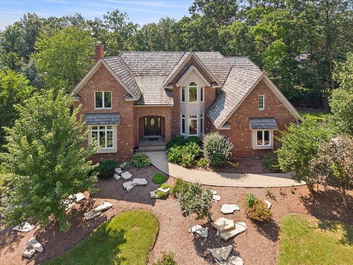 Property Photo: 9336 Falling Waters Drive W IL 60527
