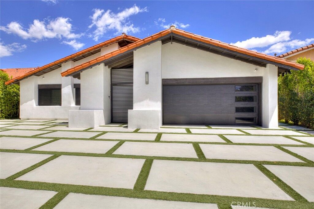 Property Photo:  9450 Tampa  CA 91324 